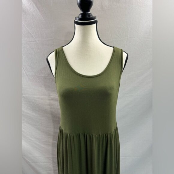 Ruffle Hem Smock Maxi Dress Army Green - Picture 9 of 9